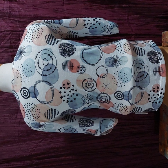 Coco Y Club Pullover Top Sizs Small - Picture 4 of 5